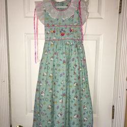 Girl dress size 8