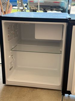 Hisense Mini Fridge
