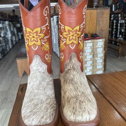 womens cowhide