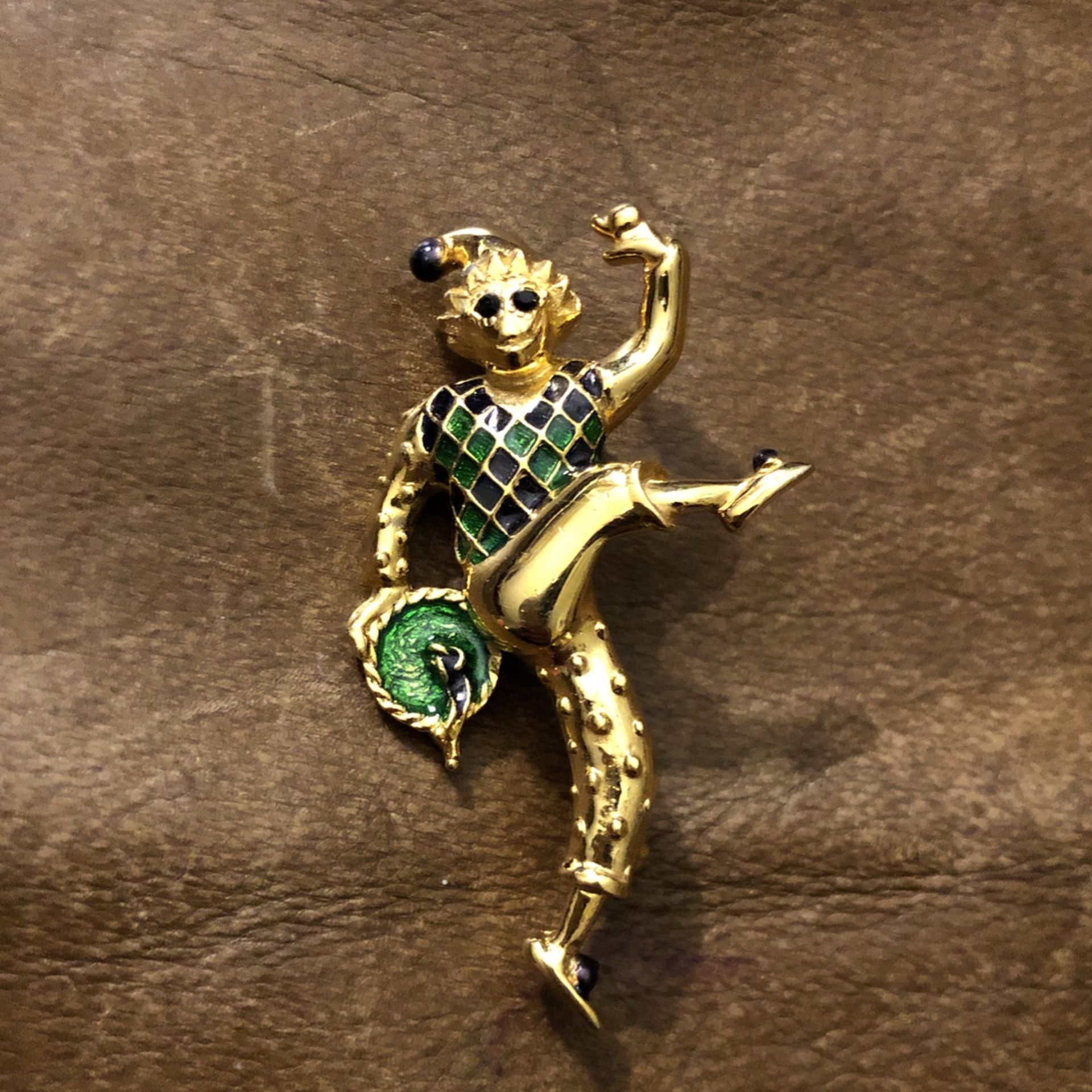 Gold Tone Jester Brooch