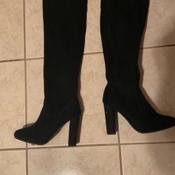 Botas Size 5/5  $10.00 Buenas Condiciones 