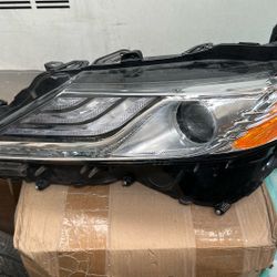 Toyota Camary 2020 Headlight Left Side