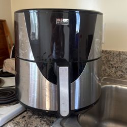 Bella Series Air Fryer $75