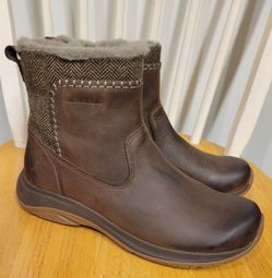 Merrell Encore Ice 5 Mid Zip Winter Boots Womens Brown Size 8.5 / NEW