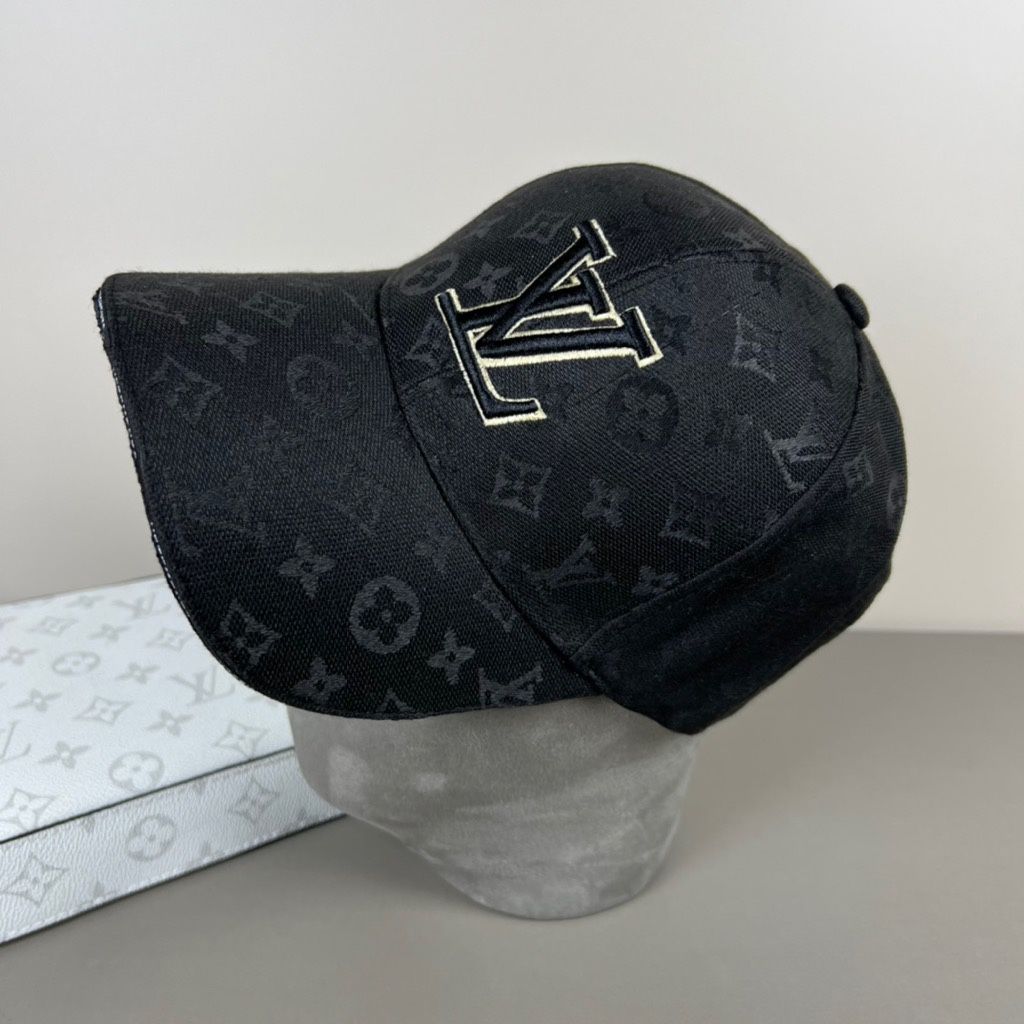 High-end atmosphere, versatile style