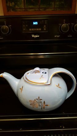 Vintage Porcelain Hall Teapot