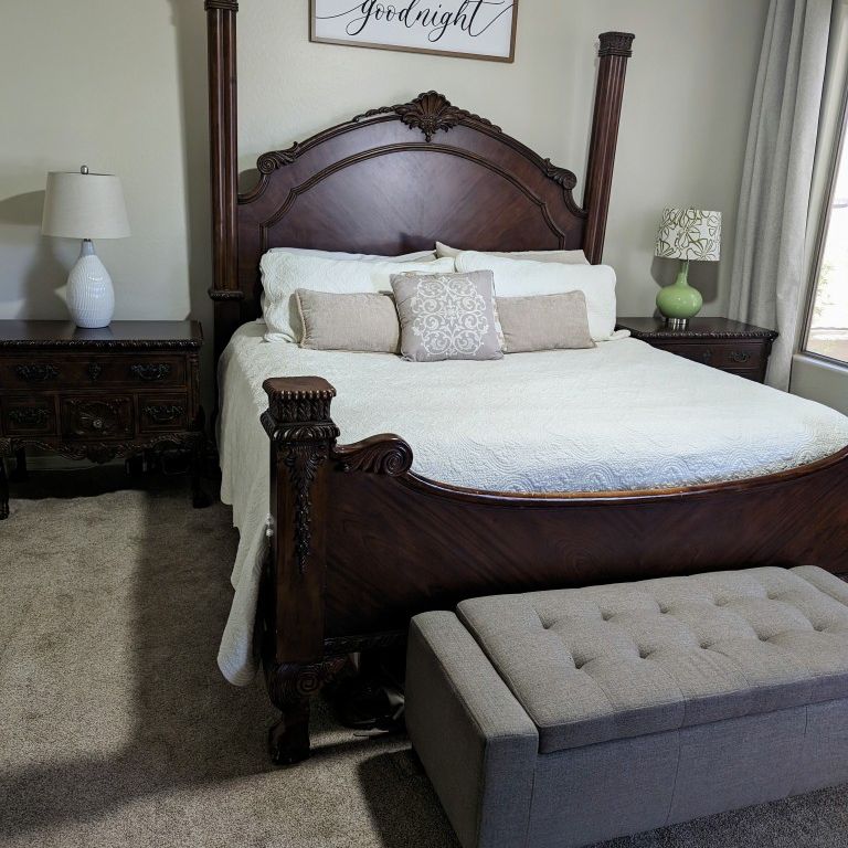 King Size Bedroom Furniture Set MUST GO ASAP