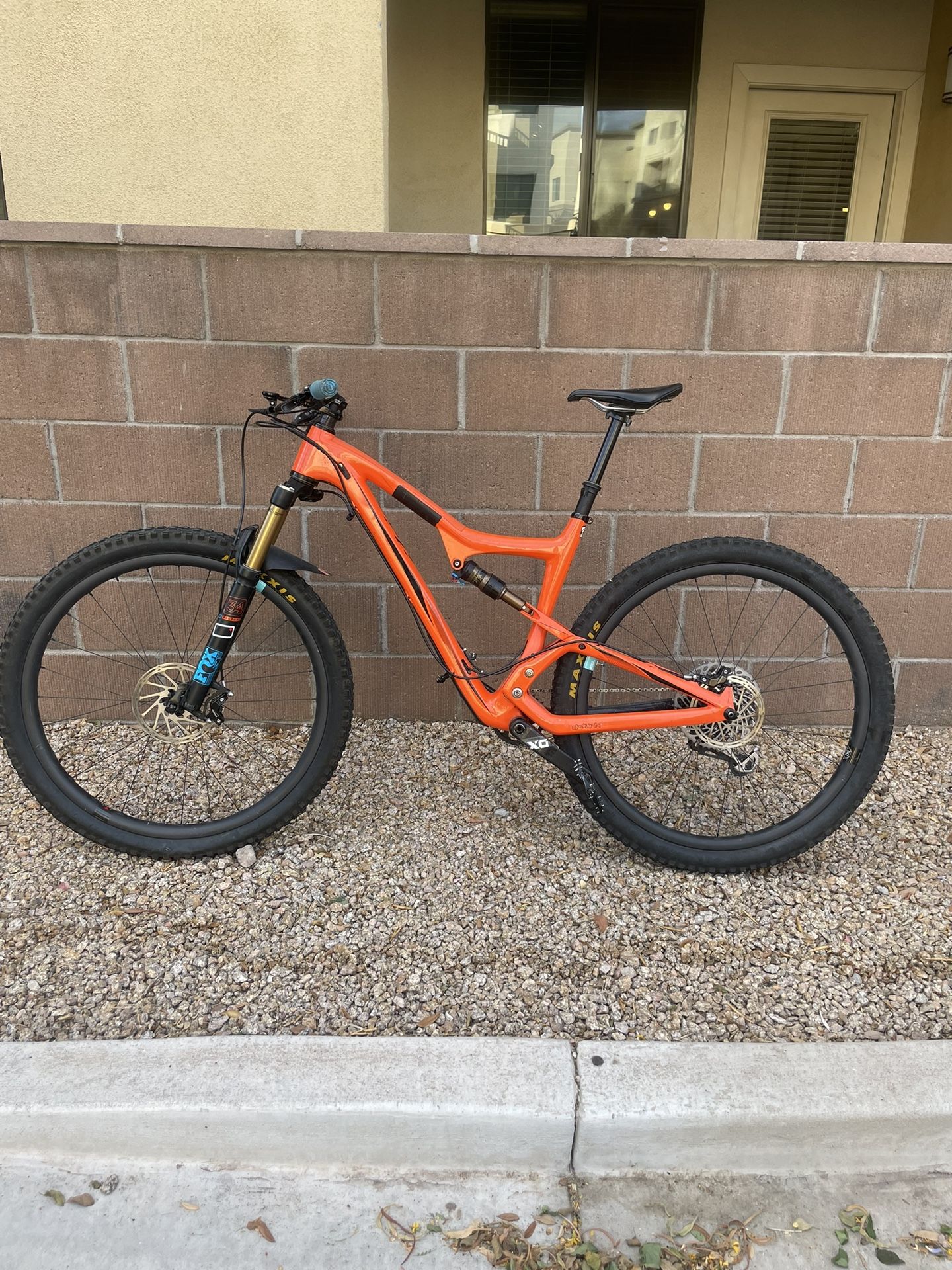 Ripley LS Carbon X01 Eagle Complete Mountain Bike - 2017 (willing to negotiate)