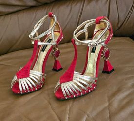 Women's Dolce & Gabbana Red Suede Metallic Gold Leather Gold-plated Designer Buckle Heels Size 5.5 US (WORN 2x)