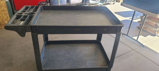 Heavy-Duty Plastic Utility Service Cart