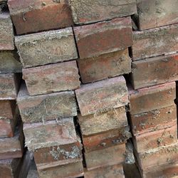 Used Red Bricks 
