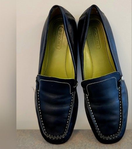 Authentic Coach Black Leather Loafers 