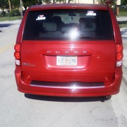 Red Dodge Caravan 