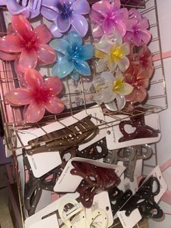 Hair clips