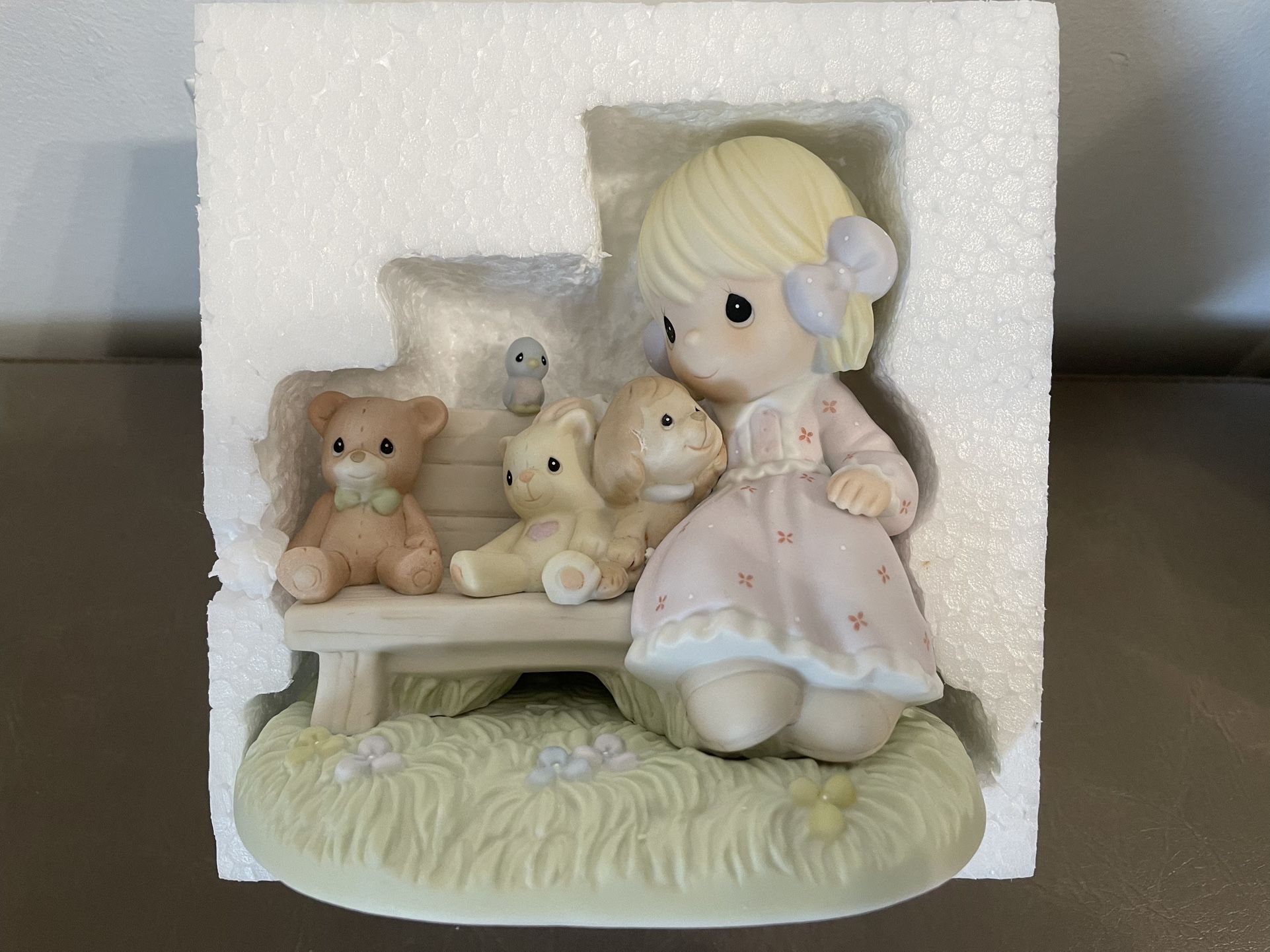 Precious Moments Theres Always Room For A New Friend Figurine