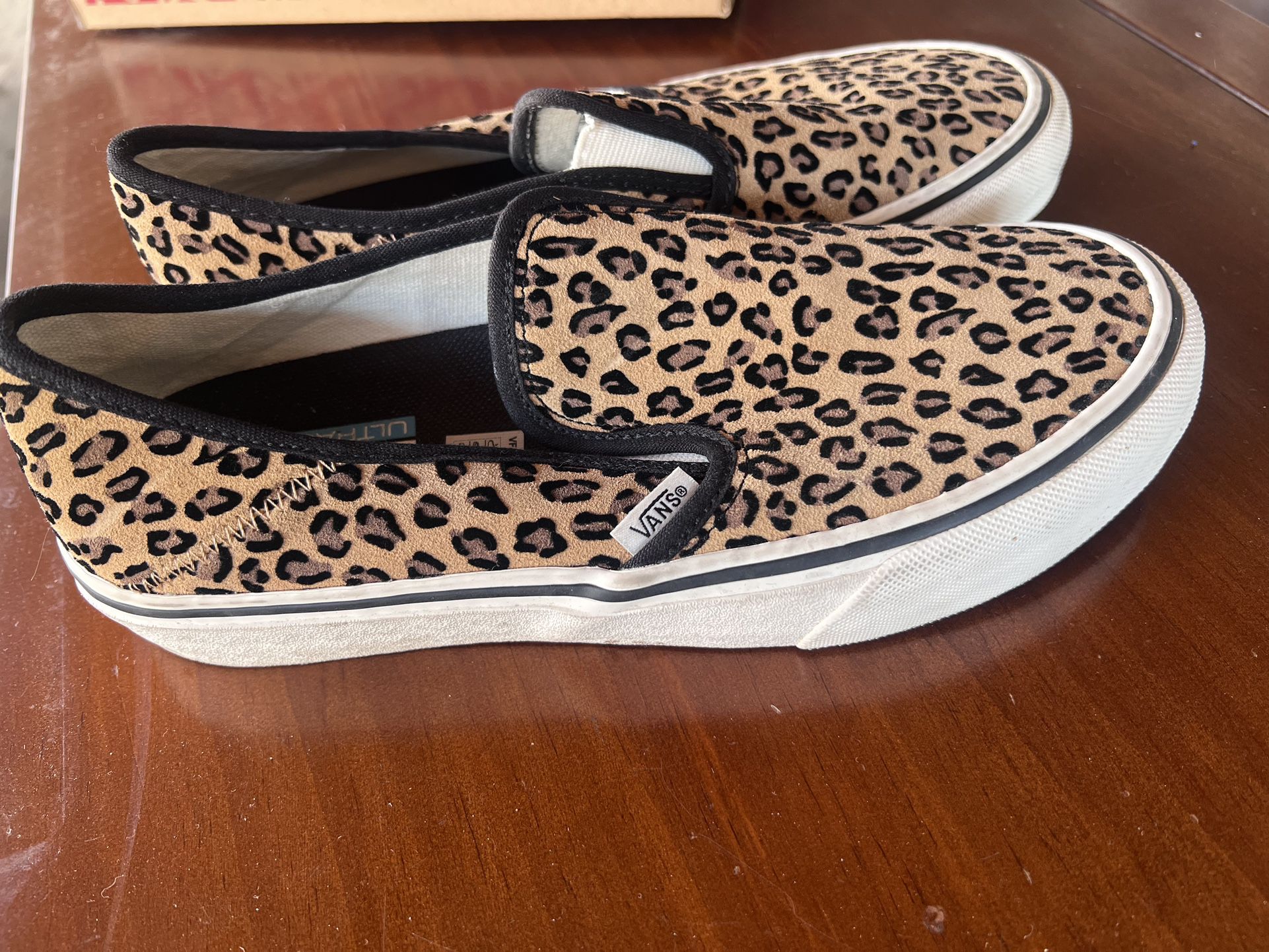 Women Leopard Slip On VANS Size 7 
