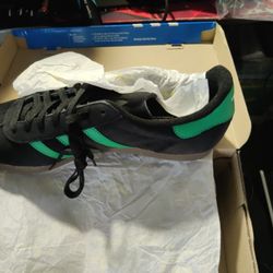 Brand New Size 13 Gazelle Green And Black Adidas
