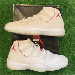 Jordan Platinum Tint 11s size 10.5 VNDS