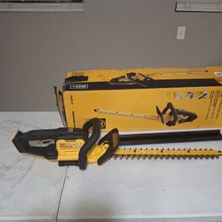 Dewalt 20V Max 22in Hedge Trimmer Tool Only 