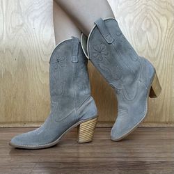 Vintage 90s Taupe Light Grey Suede Leather Floral Stitchwork Heeled Cowboy Boots