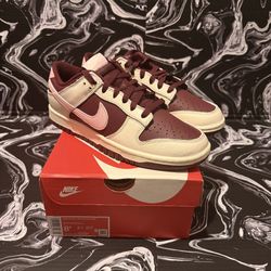 Nike dunk valentines