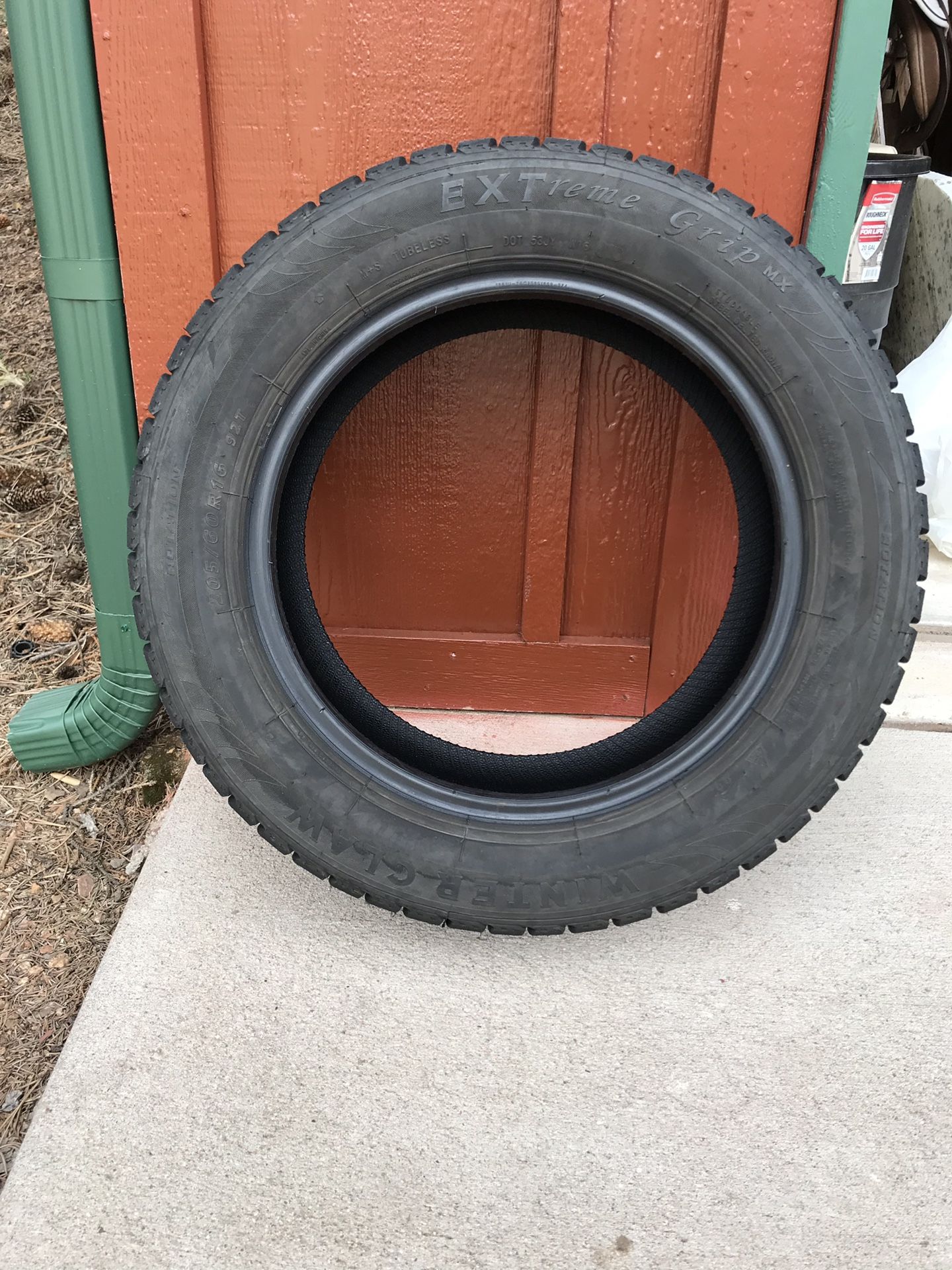 4 Studded tires
