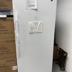 Never used 21 cu.ft garage ready frost free upright freezer
