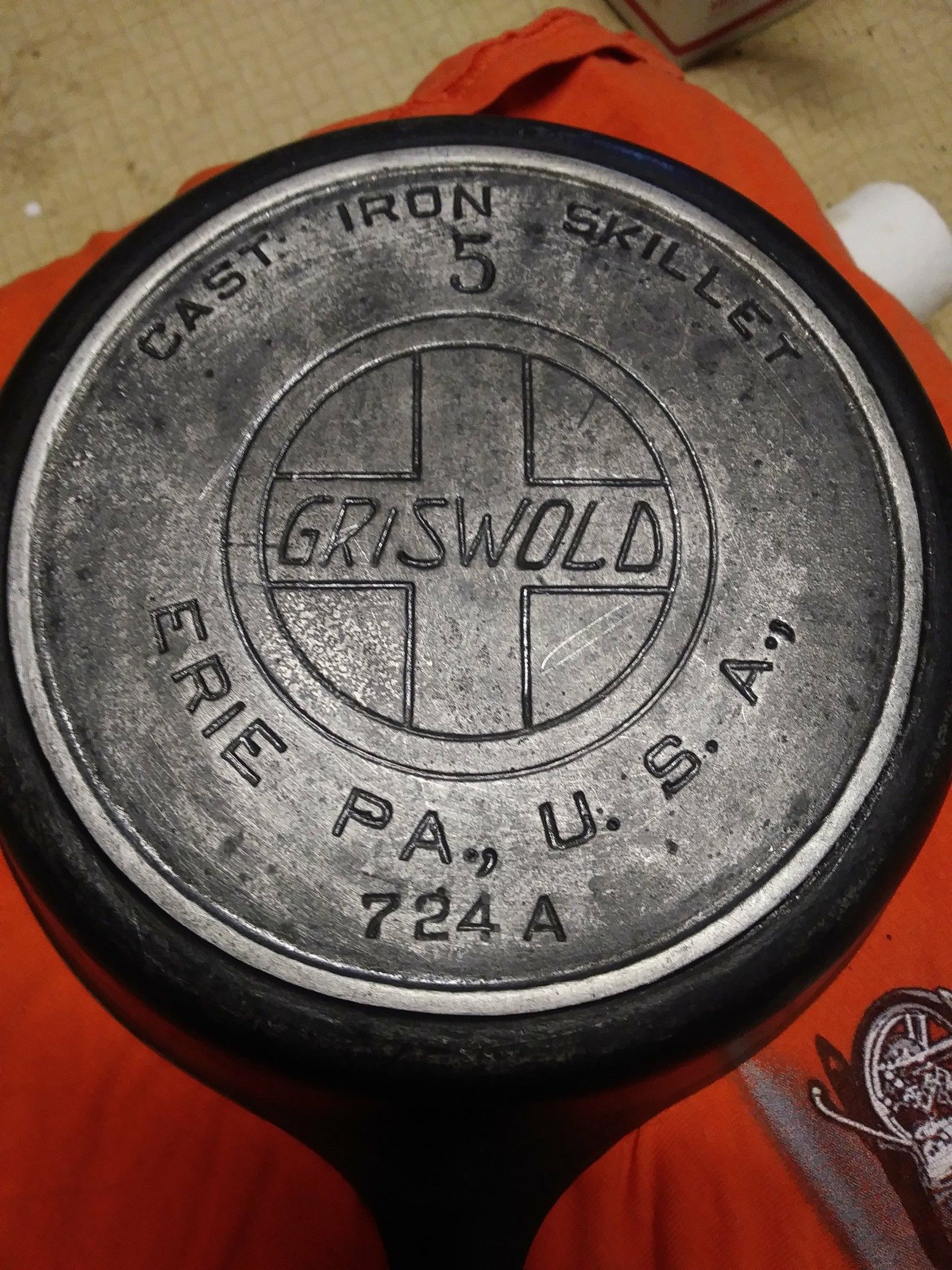 Sold at Auction: Griswold #13 LBL Skillet w/HR