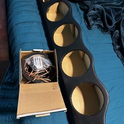 Speaker rack with light rings