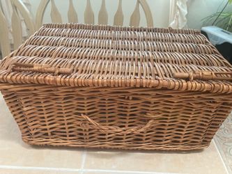 WICKER PICNIC BASKET / $50.00 or best offer