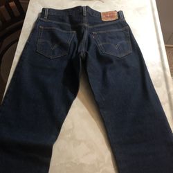 LEVI’S.  505. 33x34.   READ THE AD