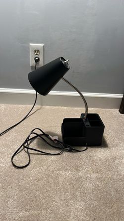 Desk lamp