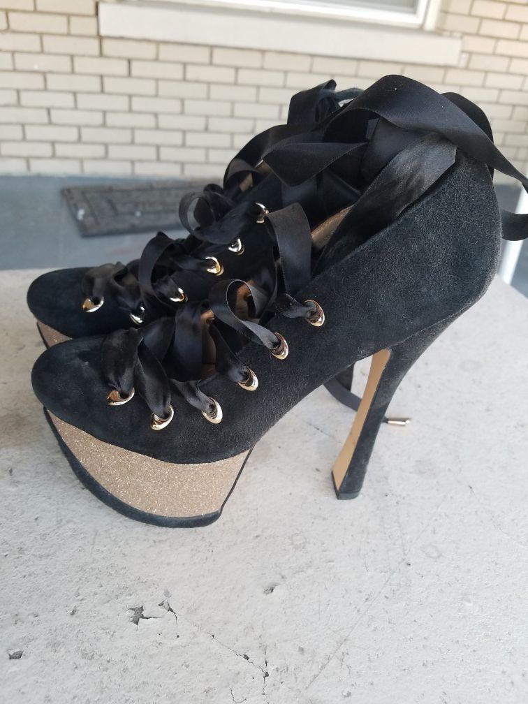 Unique heels size 9