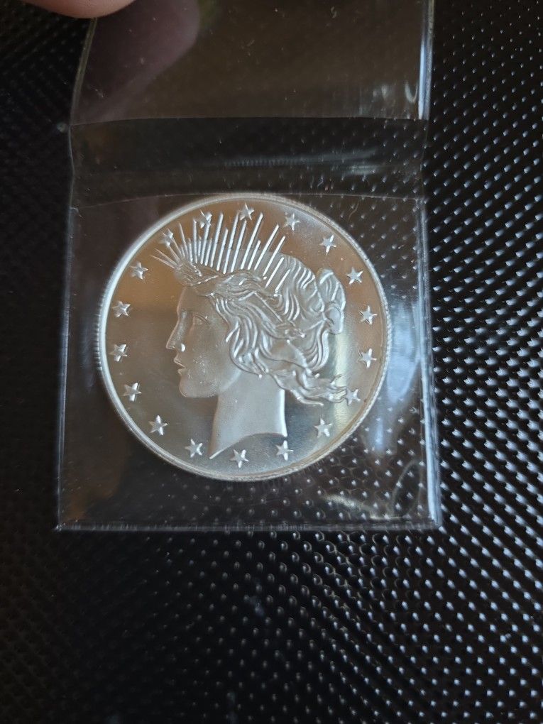 1 Troy Oz Silver Dollar 