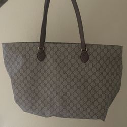 Gucci GG Supreme Tote Bag Brown