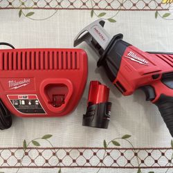 Milwaukee Set Hackzall Reciprocating Saw + Battery M12+ Charger M12. Pickup Only 