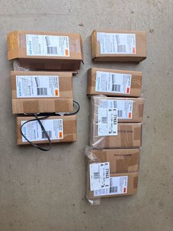 BRAND NEW Kichler LED Landscape / Hardscape Lights – 9 Available
