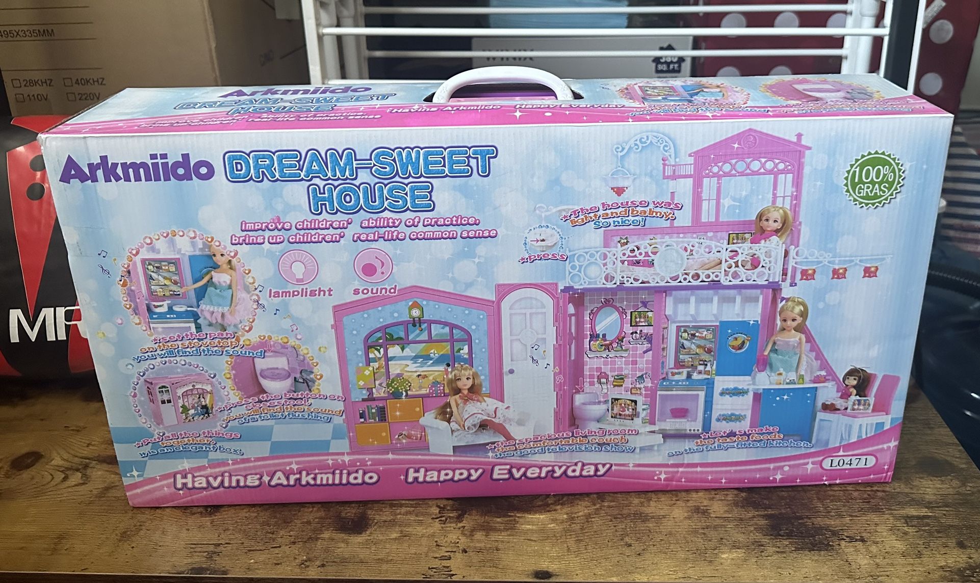 New Dream-Sweet House Deluxe Doll House (Pink House with 3 Dolls)