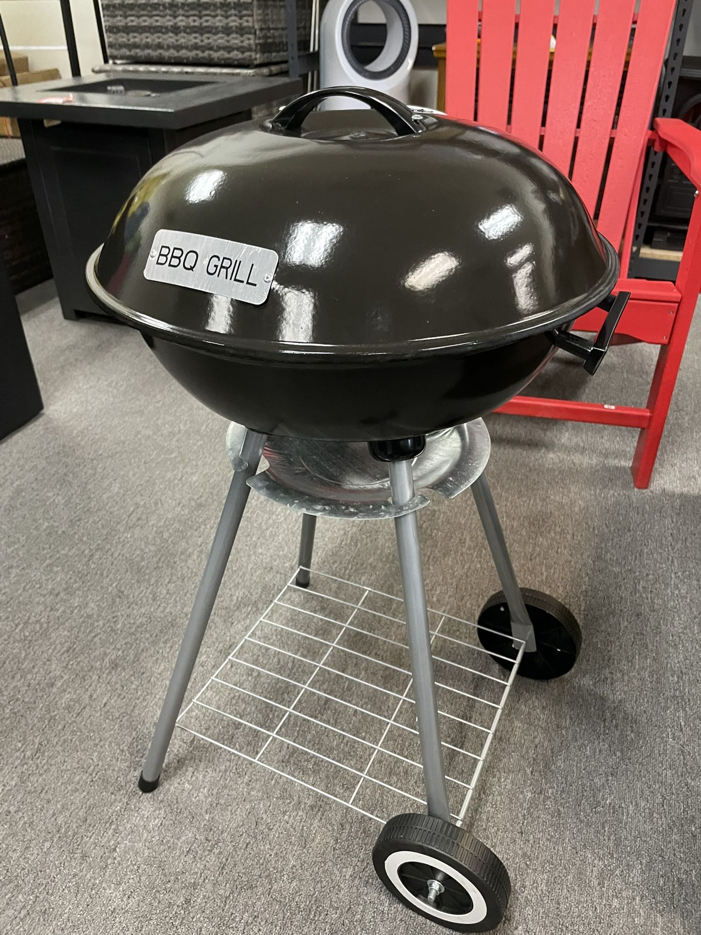 New 18.5” Portable Charcoal BBQ Grill With Wheel