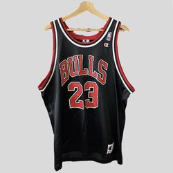 VINTAGE CHICAGO BULLS MICHAEL JORDAN JERSEY 