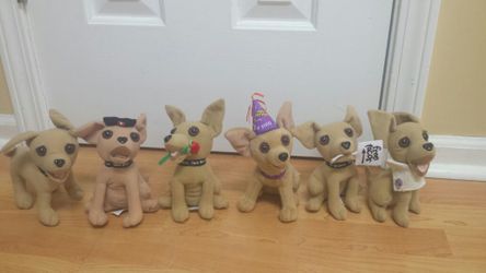 Set of 6 Taco Bell Chihuahua plush dogs