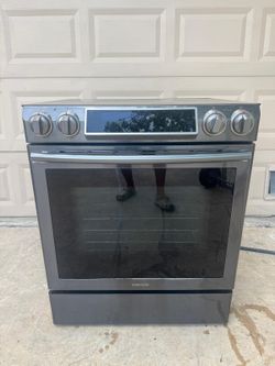 Samsung Electric Stove. Free Delivery And Installation Free