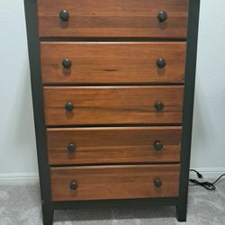 Riverside Furniture 2-Piece Set - Tall Dresser & Nightstand