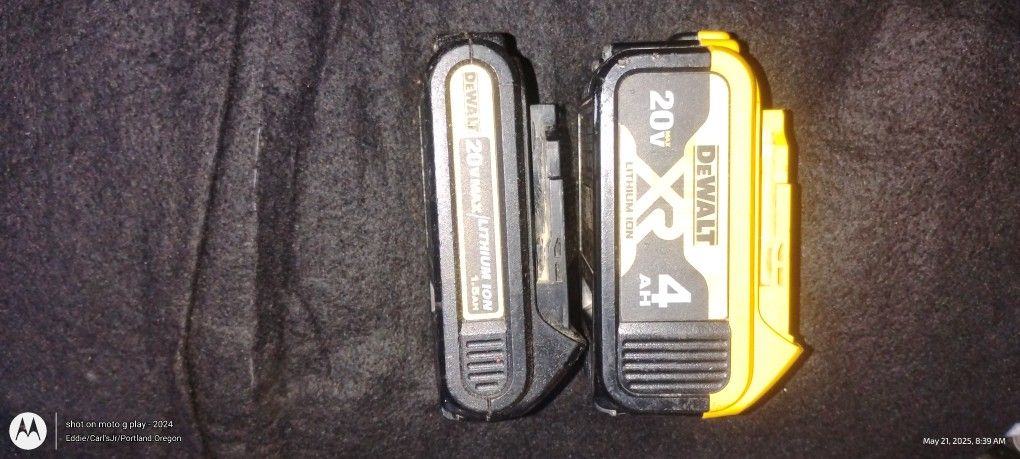 3 DeWalt Batteries 20v4ah/20v1.5ah/20v3Ah