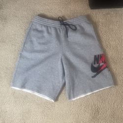 Jordan Short Size M