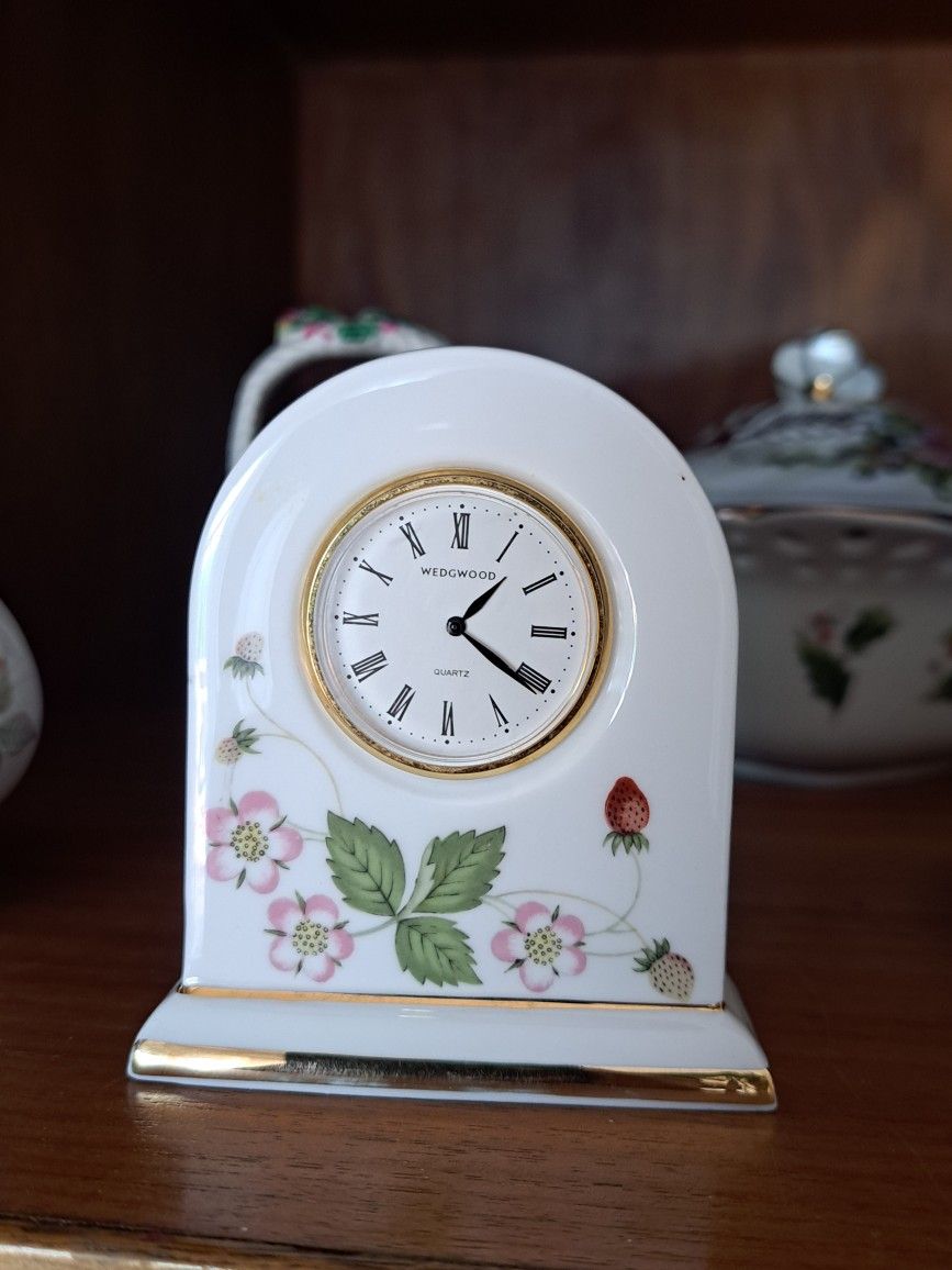 Wedgwood bone china mantle clock adorned with wild strawberry vines