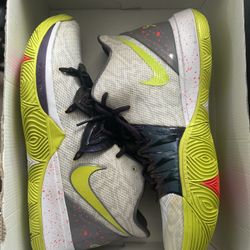 Kyrie 5 Chaos Size 10 (NEW)