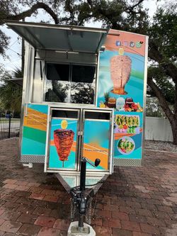 Food trailer trompo al pastor