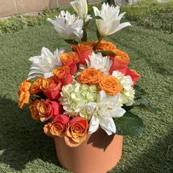 Flower arrangement