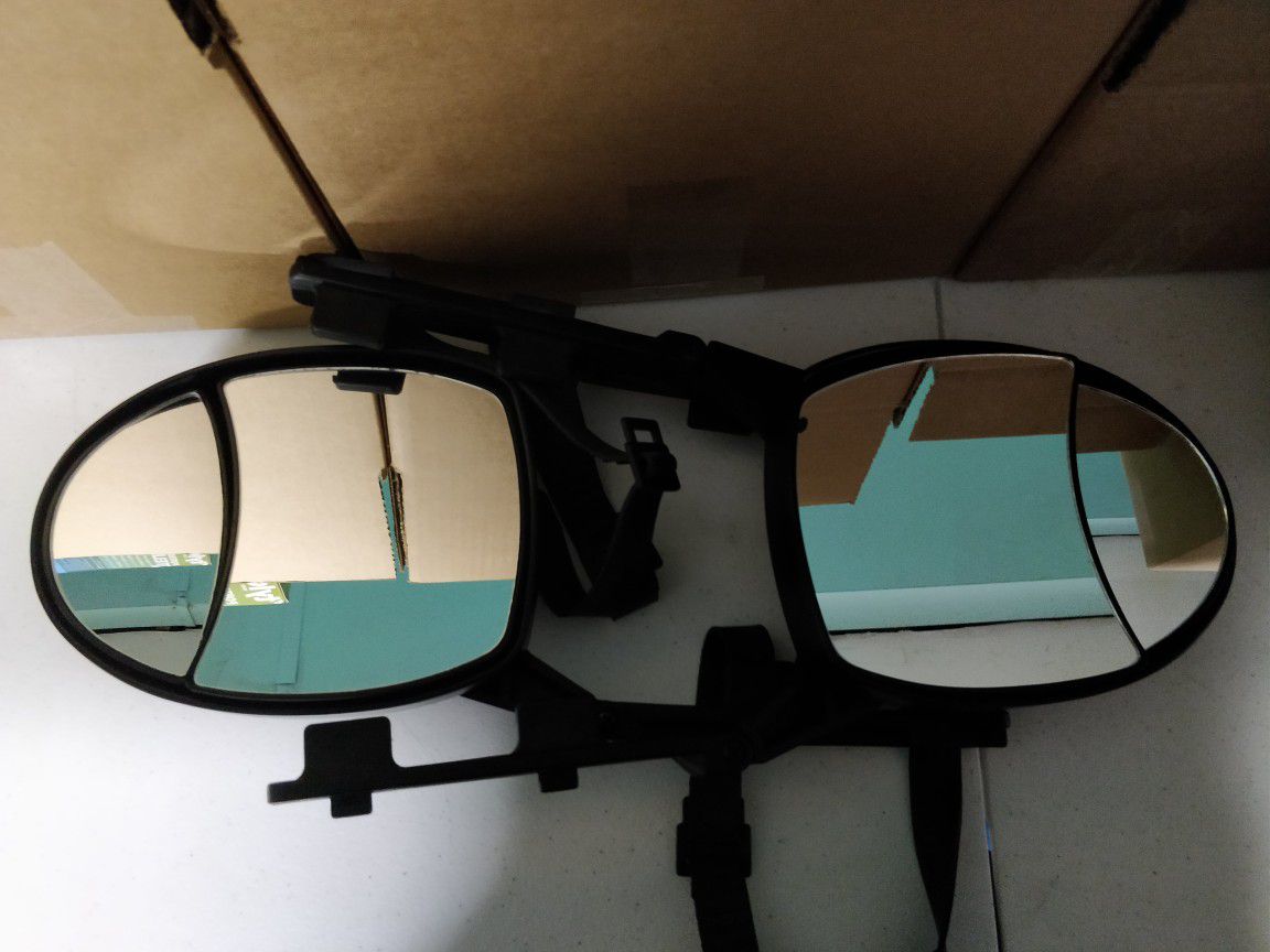 Dual towing mirrors